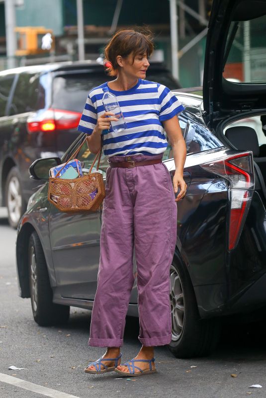 HELENA CHRISTENSEN Arrives Back to Her Home in New York 09/17/2022