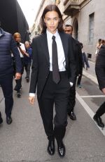 IRINA SHAYK Arrive at Giorgio Armani Show at Milan Fashion Week 09/25/2022