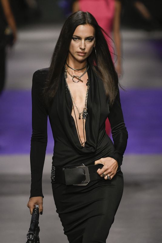 IRINA SHAYK Walks Runway at Versace Fashion Show in Milan 09/23/2022