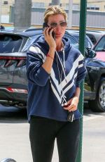 IVANKA TRUMP Heading to a Gym in Miami 09/01/2022