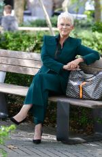 JAMIE LEE CURTIS Out and About in New York 09/21/2022