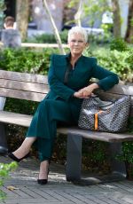 JAMIE LEE CURTIS Out and About in New York 09/21/2022