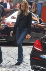 JENNIFER ANISTON Arrives on the Set of The Morning Show in New York 09/26/2022
