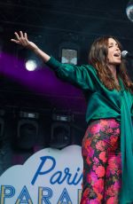 JENNIFER BARTOLI Performs at Festival Paris Paradis at Parc de la Villette 09/17/2022