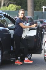 JENNIFER GARNER Arrive for Workout Routine in Brentwood 09/12/2022