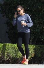 JENNIFER GARNER Out and About in Brentwood 09/12/2022