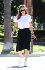 JENNIFER GARNER Out and About in Santa Monica 09/25/2022