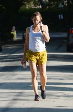 JENNIFER GARNER Out Hiking in Los Angeles 09/22/2022