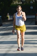 JENNIFER GARNER Out Hiking in Los Angeles 09/22/2022
