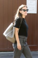 JENNIFER GARNER Out Shopping After Lunch in Brentwood 09/14/2022