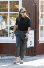JENNIFER GARNER Out Shopping After Lunch in Brentwood 09/14/2022