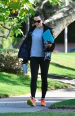 JENNIFER GARNER Out with a Friend in Santa Monica 09/19/2022