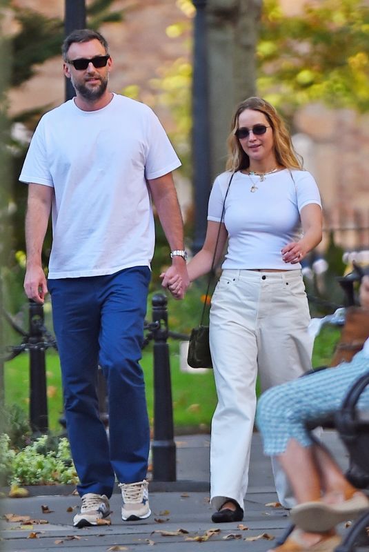 JENNIFER LAWRENCE and Cooke Maroney Out at Abingdon Square in New York 08/3...