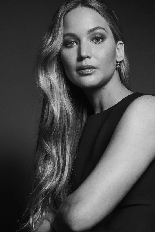 JENNIFER LAWRENCE - Vanity Fair TIFF Portrait, September 2022