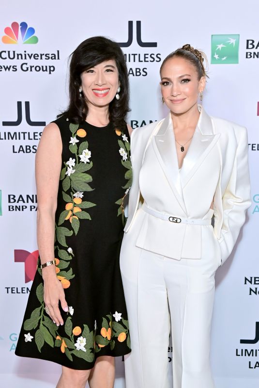 JENNIFER LOPEZ at Raising Latina Voices 09/17/2022