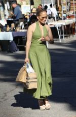 JENNIFER LOPEZ Out Shopping at Flea Market in Los Angeles 09/11/2022