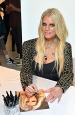 JESSICA SIMPSON Celebrate Launch of Her Fall 2022 Collection 09/24/2022