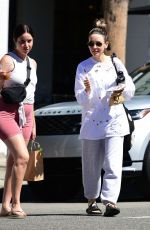 KAITLYNN CARTER Out for Lunch with Friend in Los Angeles 09/23/2022
