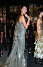 KARLIE KLOSS Arrives at Vogue Runway Show in New York 09/12/2022
