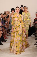 KARLIE KLOSS Walks Runway at Carolina Herrera Show at New York Fashion Week 09/12/2022