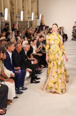 KARLIE KLOSS Walks Runway at Carolina Herrera Show at New York Fashion Week 09/12/2022