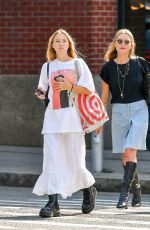 KATE and LILA GRACE MOSS Out and About in New York 09/16/2022