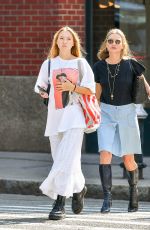 KATE and LILA GRACE MOSS Out and About in New York 09/16/2022