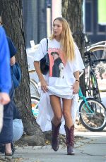 KATE and LILA GRACE MOSS Out and About in New York 09/16/2022