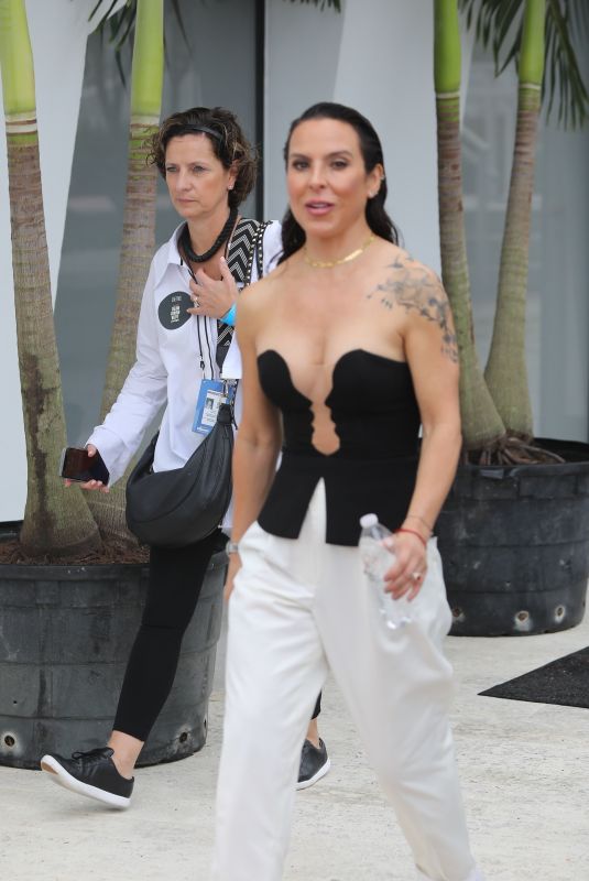 KATE DEL CASTILLO Leaves Her Hotel in Miami Beach 09/28/2022