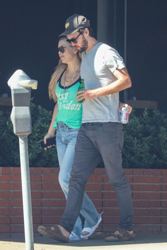 KATE HUDSON and Danny Fujikawa Out in New York 09/19/2022
