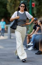 KENDALL JENNER Arrives at Conde Nast Offices in New York 09/10/2022