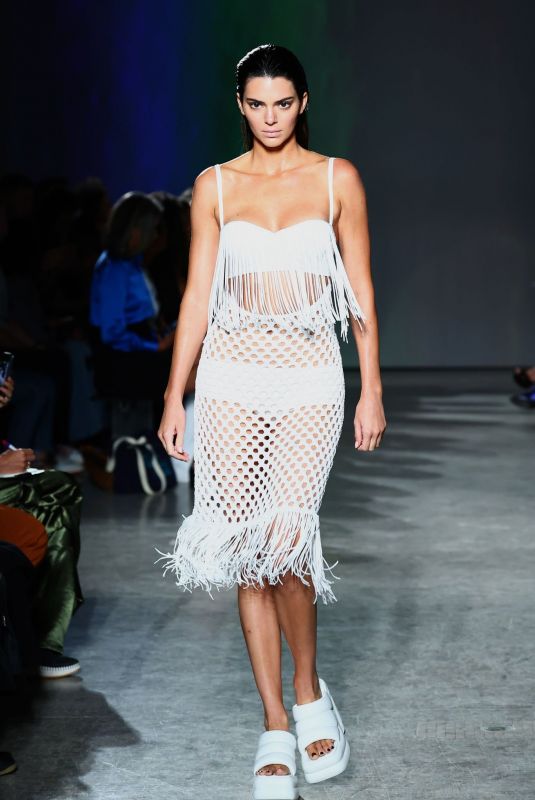 KENDALL JENNER at Proenza Schouler Runwey Show at New York Fashion Week 09/09/2022