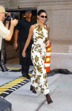 KENDALL JENNER Leaves Her Apartment in New York 09/09/2022