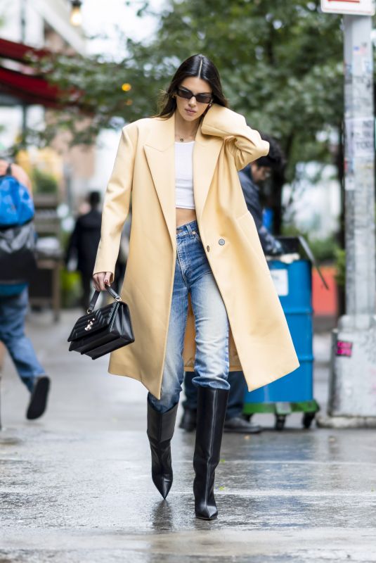 KENDALL JENNER Out and About in New York 09/22/2022