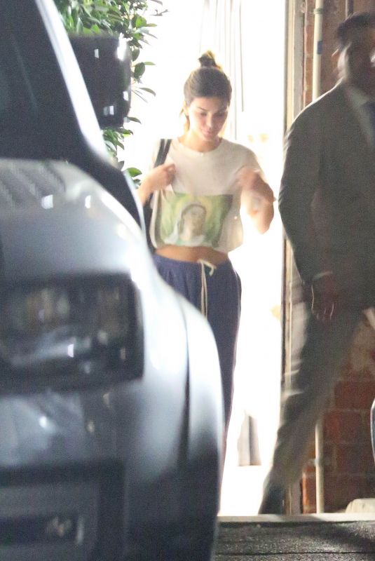 KENDALL JENNER Out for Dinner at Mr Chow in Beverly Hills 09/04/2022