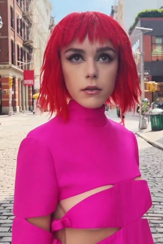 KIERNAN SHIPKA for Valentino Pink PP Collection Fall/Winter 2022