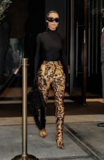 KIM KARDASHIAN Arrives at Good Morning America in New York 09/20/2022