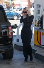 KIM KARDASHIAN at Gas Station in Los Angeles 08/31/2022