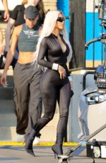 KIM KARDASHIAN Heading to a Photoshoot in Los Angeles 09/14/2022
