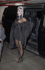 KIM KARDASHIAN Night Out in Milan 09/25/2022