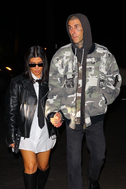 KOURTENEY KARDASHIAN and Travis Barker Out for Dinner at Eleven Masidon in New York 09/13/2022
