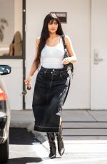 KYLIE JENNER Leaves an Office Building in Calabasas 09/14/2022