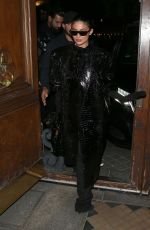 KYLIE JENNER Leaves Her Hotel in Paris 09/28/2022