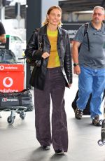 LARA BINGLE Arrives at Sydney International Airport 09/25/2022