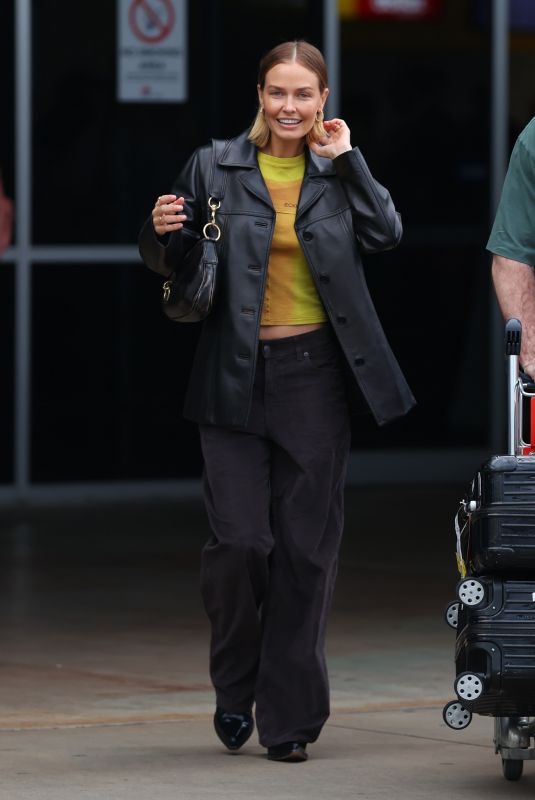 LARA BINGLE Arrives at Sydney International Airport 09/25/2022