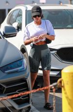 LORI HARVEY Arrives at Morning Pilates Class in West Hollywood 09/02/2022