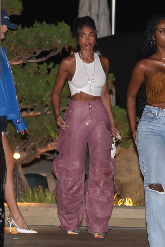 LORI HARVEY Leaves Nobu in Malibu 09/20/2022