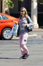 LORI LOUGHLIN Leaes a Candies Store in Calabasas 09/28/2022