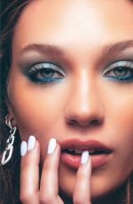MADDIE ZIEGLER for Morphe Cosmetics, August 2022