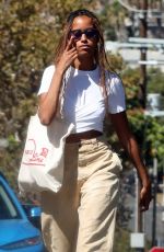 MALIA OBAMA Out for Coffee with a Friend in Silver Lake 09/21/2022